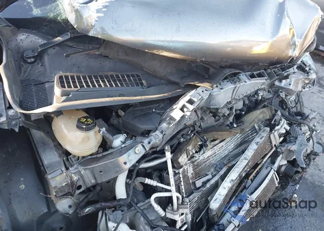 2017 Ford Escape Titanium из США, поврежденный, VIN 1FMCU0J95HUD03905